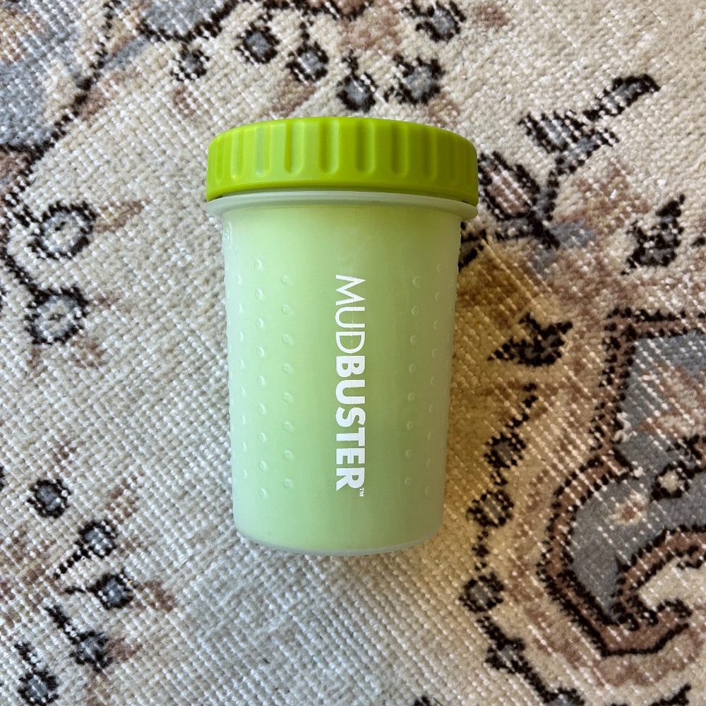 "Mudbuster" Dog Paw Cleaner